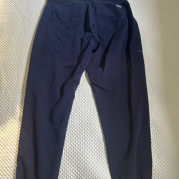 Figs Navy Blue Zamora Joggers medium petite - Picture 4 of 5
